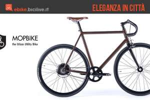 Una foto promozionale per la bici elettrica italiana Mopbike