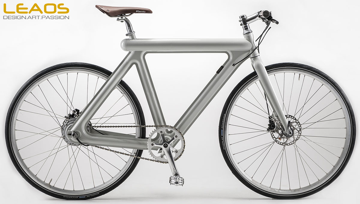 La bici Pressed E-Bike single speed (senza portapacchi, luci e parafanghi) 2020