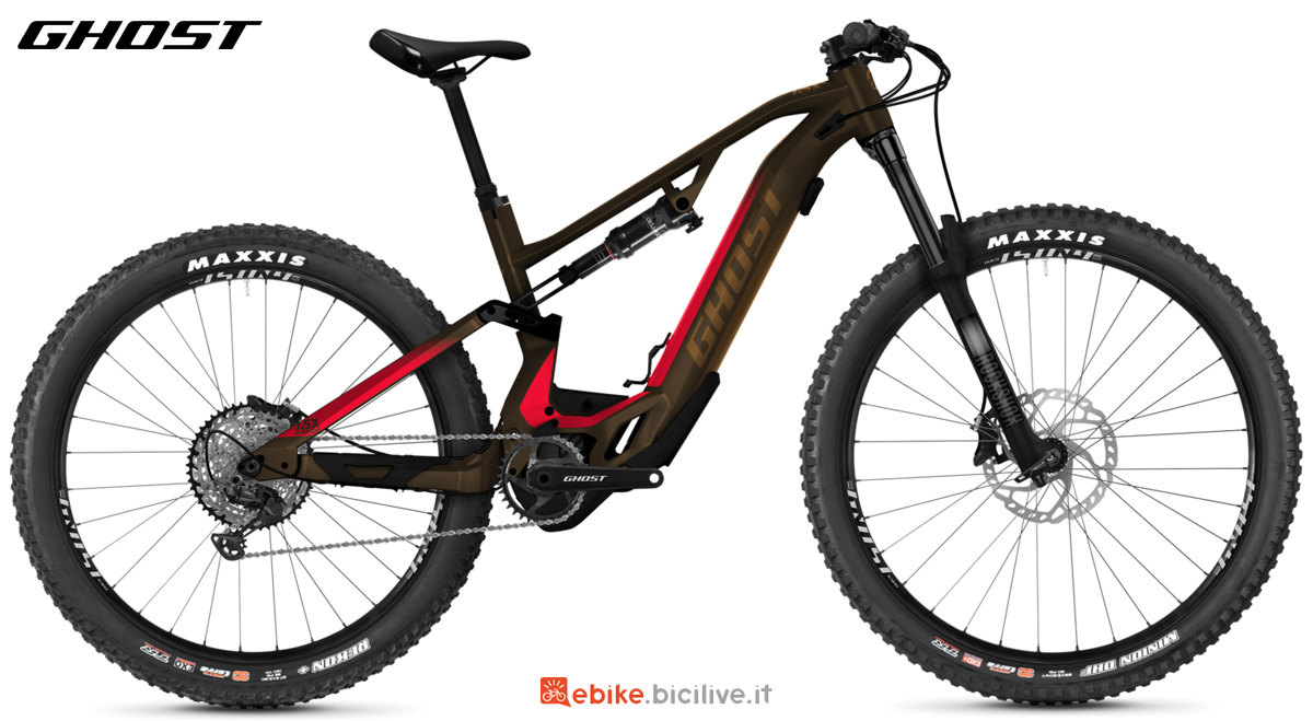 Una mountain bike elettrica Ghost Hybride ASX Essential 160 dalla gamma 2021