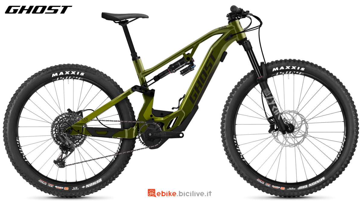 Una mountain bike a pedalata assistita Ghost Hybride ASX Universal 160 2021
