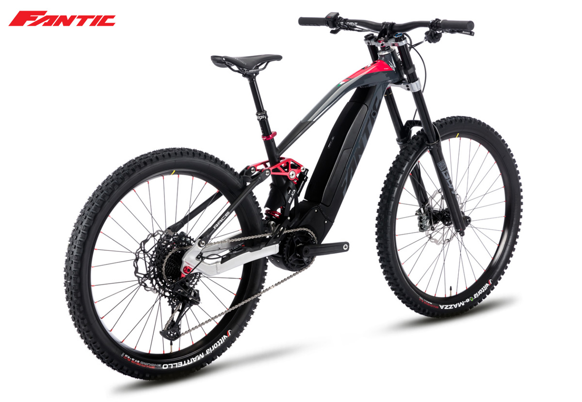 La mountain bike elettrica full suspension da downhill Fantic Integra XXF 2.0 Race 2021