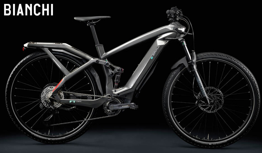 Una bici a pedalata assistita Bianchi e-Omnia FT-Type 2021 in colorazione grigio