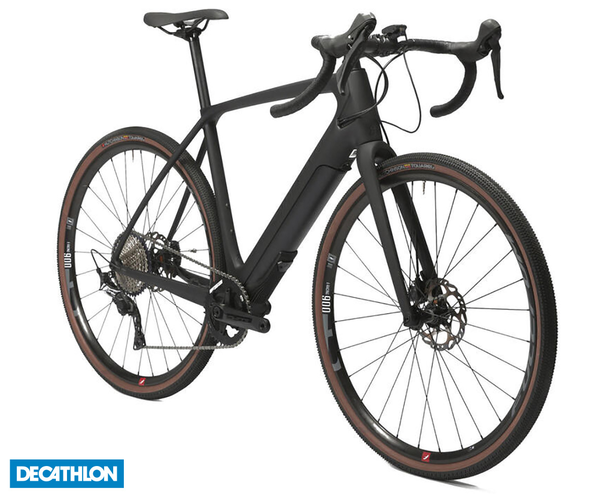 La nuova bici da gravel elettrica Decathlon E-Windee 2021 vista da trequarti