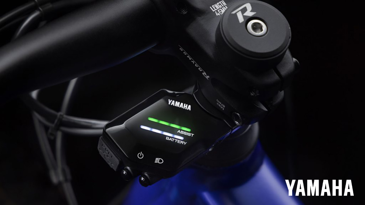 Dettaglio del nuovo display LED Yamaha Interface X montato su una bici elettrica