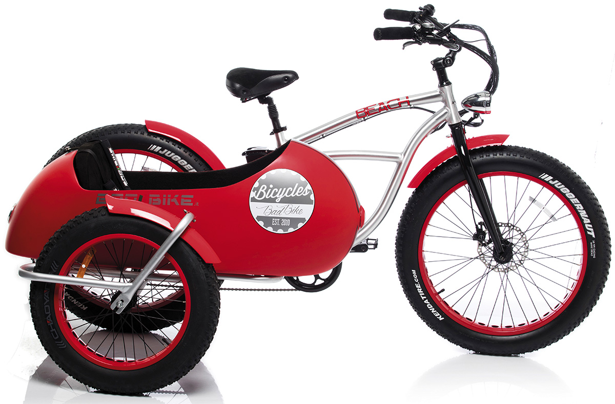 La nuova bici elettrica con sidecar Bad Bike Beach Vintage