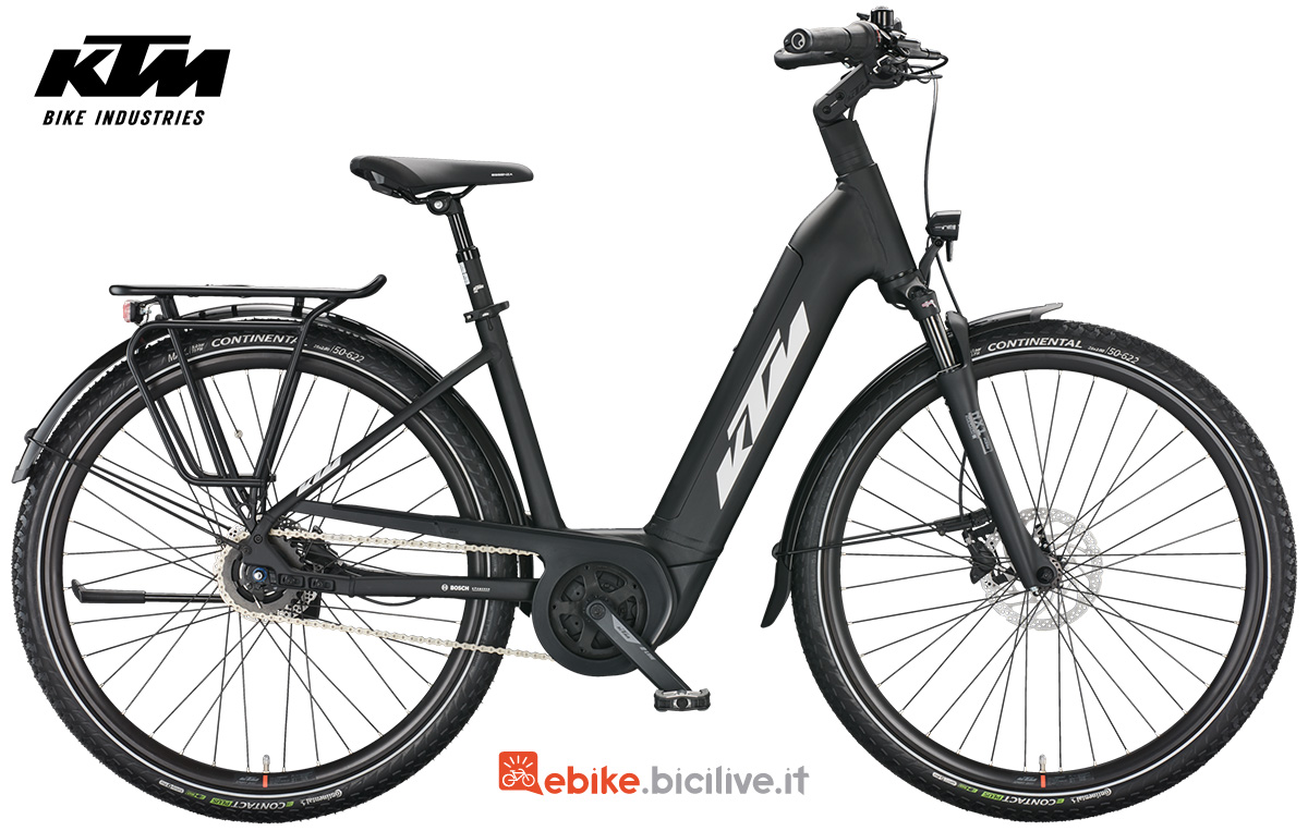 La nuova bici elettrica da trekking KTM Macina City A510 2022
