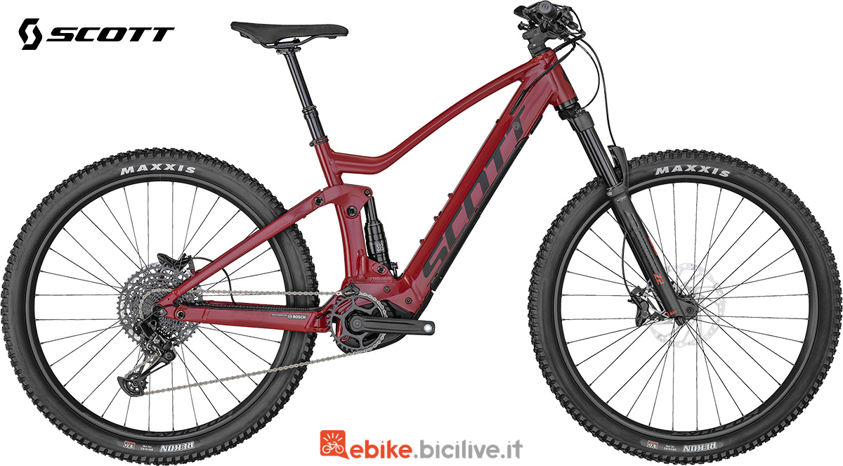 La nuova mountainbike elettrica biammortizzata Scott Strike Eride 930 Red 2022