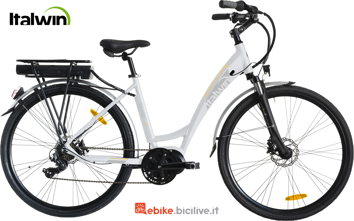 La nuova bici a pedalata assistita da città Italwin Pearl Lite 2022