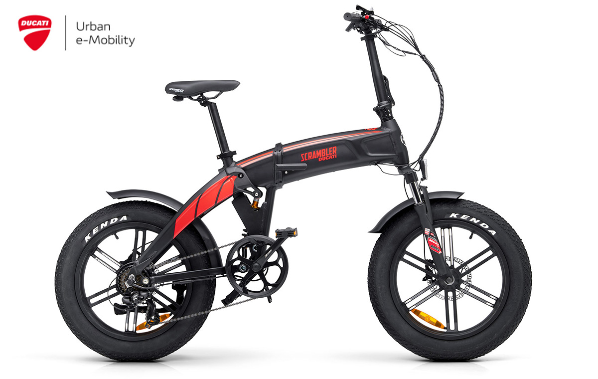 La nuova bici elettrica pieghevole Ducati SCR-E GT 2022