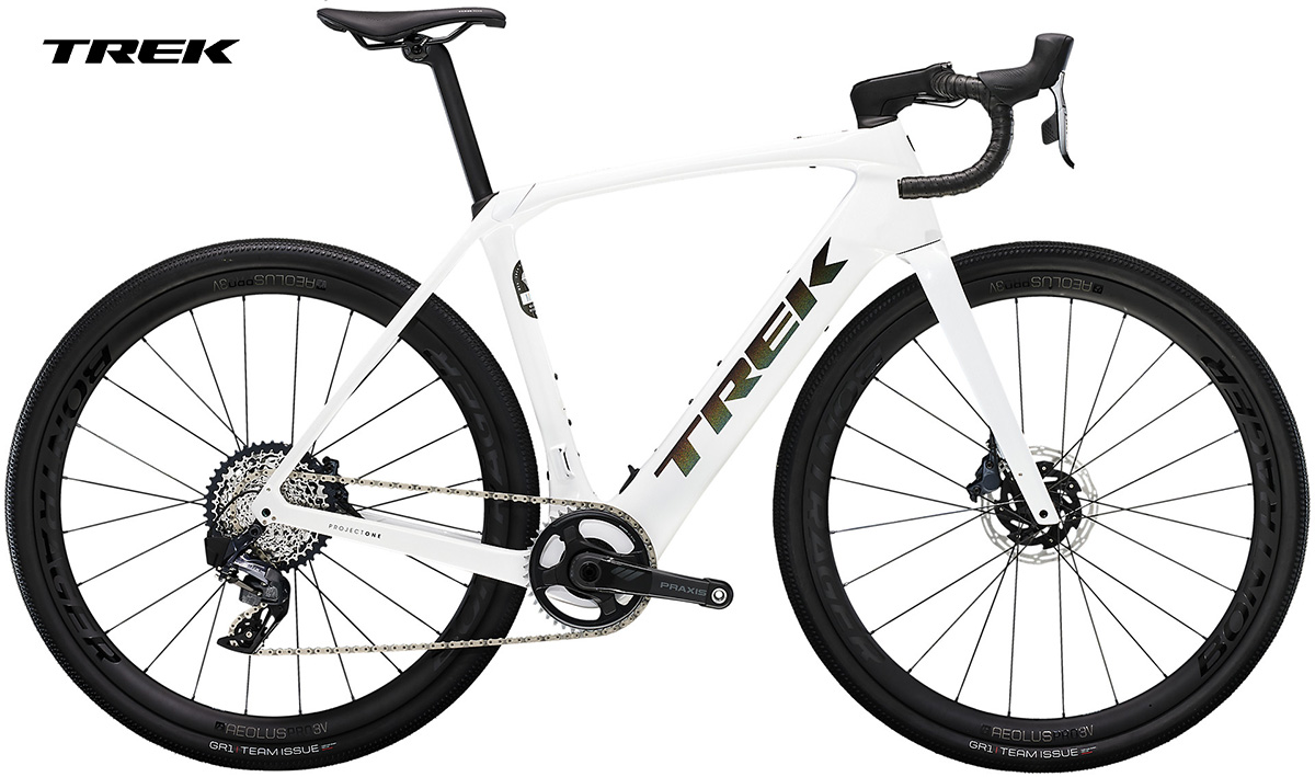 La nuova bicicletta da corsa Trek Domane + SLR 7 Etap 2023
