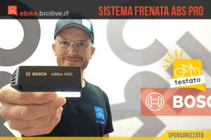 Foto di Claudio Riotti durante il test del sistema di frenata intelligente Bosch ABS PRO