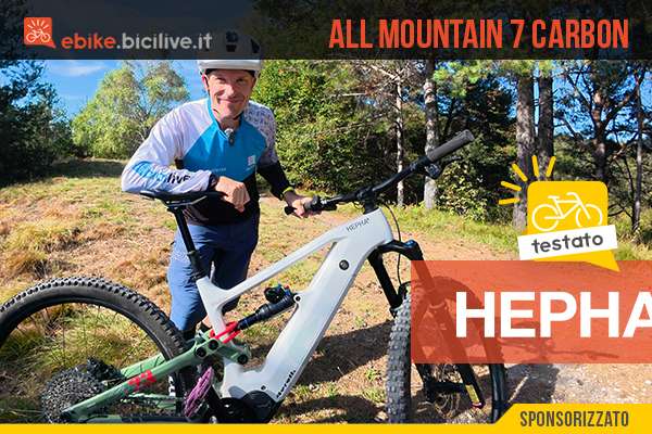 Foto di Claudio Riotti durante il test della e-MTB HEPHA All Mountain 7 Carbon.